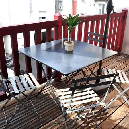 Duplex Avec Belle Terasse Au Centre De Bayonne Appartement Buitenkant foto